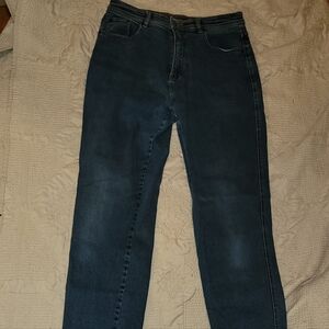 Vintage Bill Blass Jeans. Size 14 Tall with Stretch